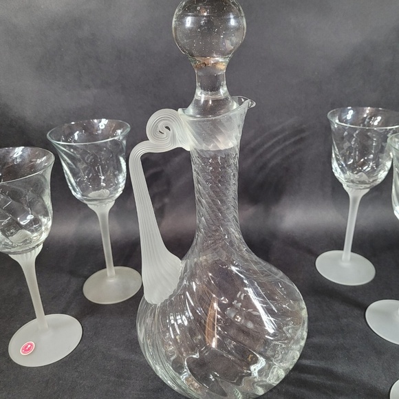 Vintage 1960s Romanian Optic Swirl Decanter & Wine Glass Set Frosted Barware - Picture 12 of 12